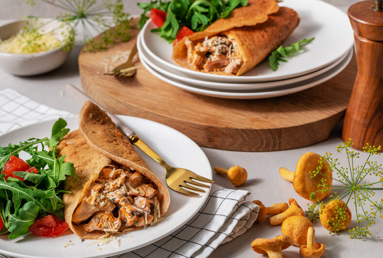 Tarplan Tatrapannkoogid kukeseentega / Buckwheat Pancakes with Chanterelle Mushrooms